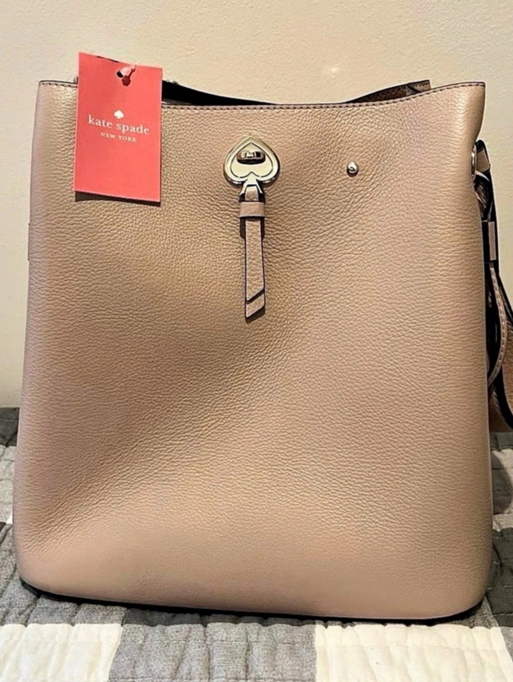Kate Spade New York Halo Bucket Bag Shoulder Bag Pink